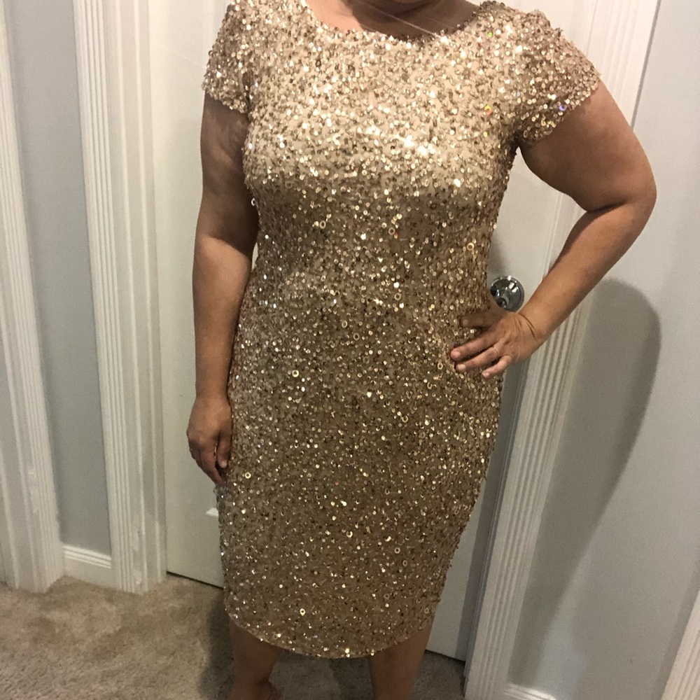 Adrianna Papell 14W gold sequin cocktail dress